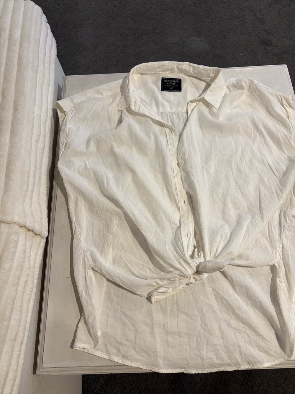 Abercrombie & Fitch Men's Off-White Button-Down Shirt